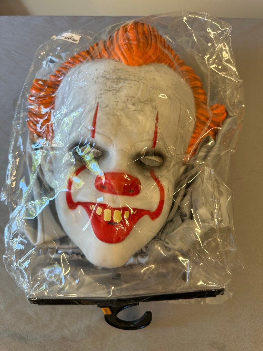 Pennywise IT Adults Costume Small